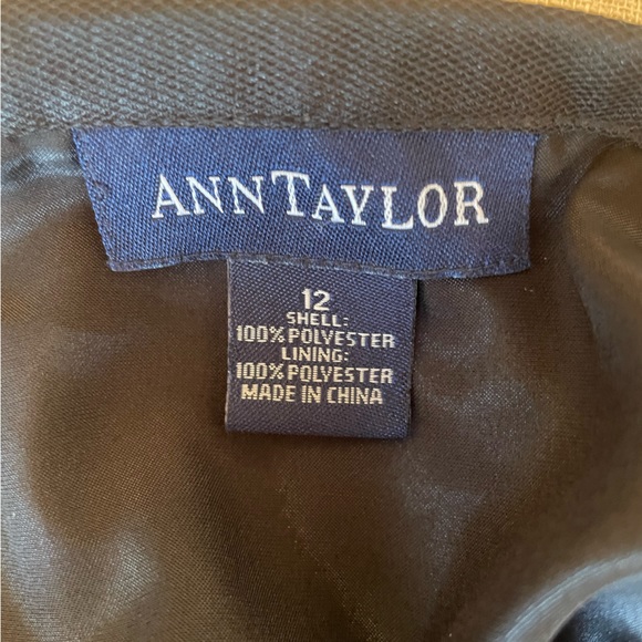 EUC Ann Taylor Black Skirt With Beading. Sz. 12 - Picture 7 of 7